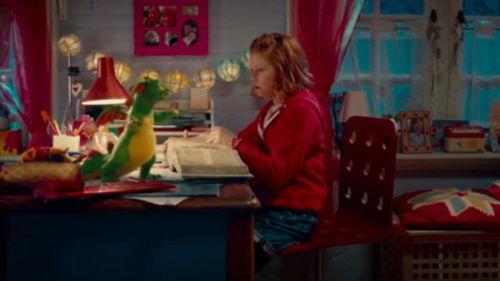 莉莉的魔法圣诞节,莉莉的奇幻冒险之旅